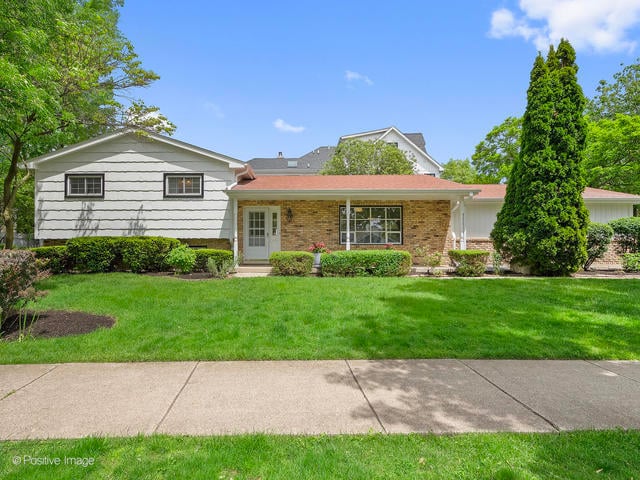 property at 5654 S Washington St