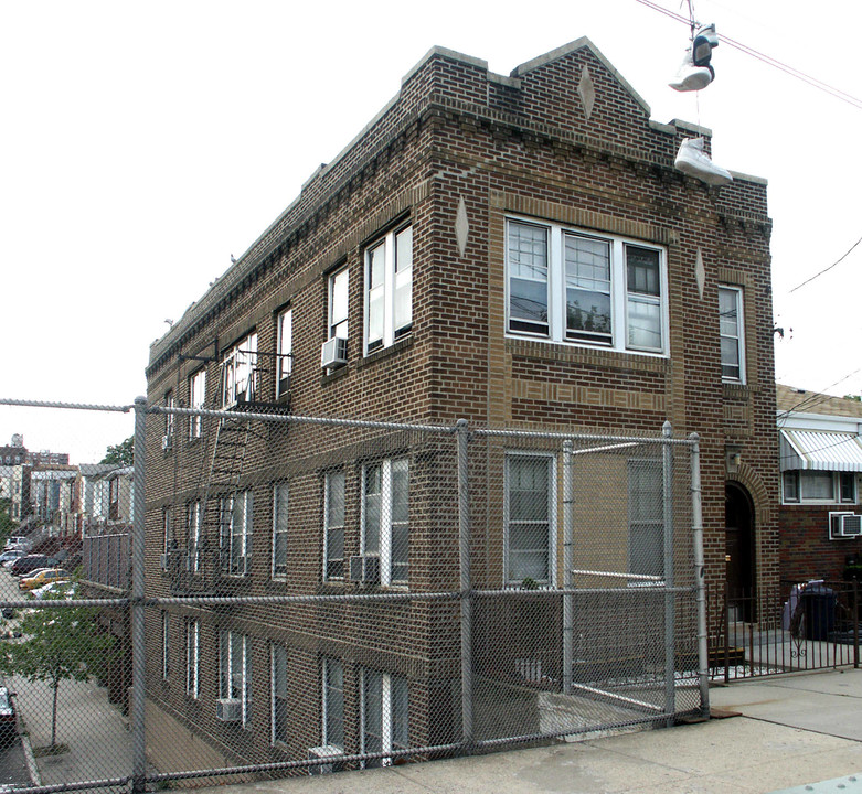 190 Nelson Ave in Jersey City, NJ - Building Photo