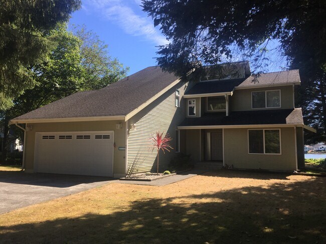 715 Syzygy Ct in Ocean Shores, WA - Building Photo - Building Photo