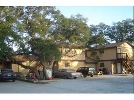 1042 Sea Grape Dr in Melbourne, FL - Building Photo