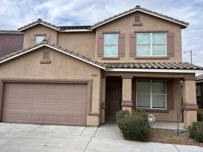 6646 Black Oil Dr in Las Vegas, NV - Building Photo - Building Photo