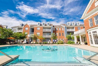 Providence at Old Meridian in Carmel, IN - Foto de edificio - Building Photo