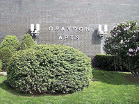 Graydon Apartments photo'