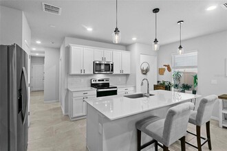 2022 Alluring Ln in Davenport, FL - Building Photo - Building Photo
