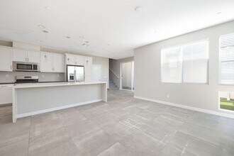 2176 Element Way in Chula Vista, CA - Building Photo - Building Photo