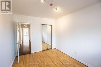 32 Marbury Crescent in Toronto, ON - Building Photo - Building Photo