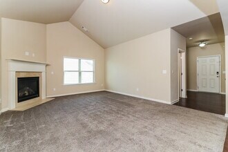 2950 E Captiva Dr in Douglasville, GA - Building Photo - Building Photo