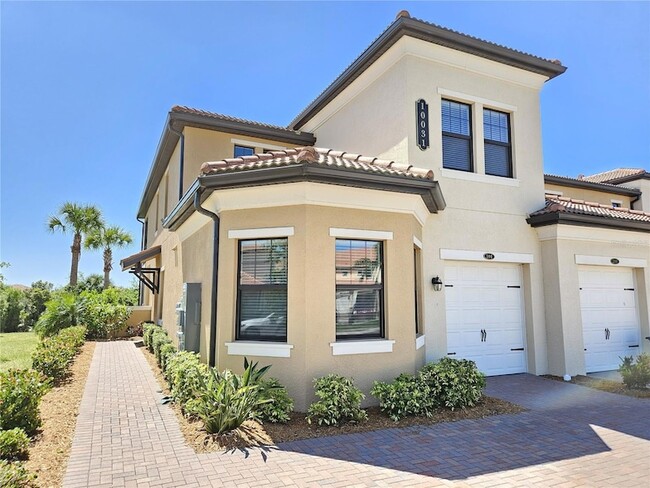 property at 10031 Crooked Crk Dr