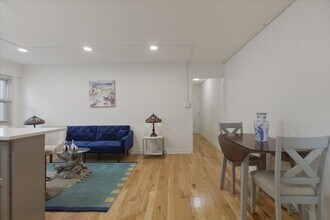 5630 N Sheridan Rd, Unit S1103 in Chicago, IL - Foto de edificio - Building Photo