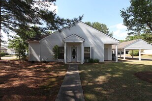 910 Harvard Pl in Auburn, AL - Building Photo