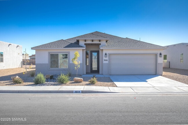 property at 3614 Paragon St