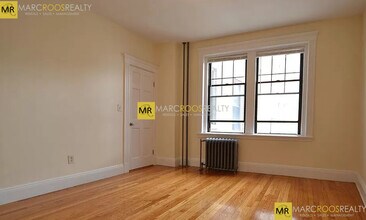 2 Sutherland Rd, Unit 31 in Boston, MA - Building Photo - Building Photo