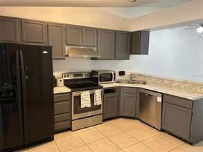 5453 Lake Margaret Dr-Unit -97 in Orlando, FL - Building Photo - Building Photo