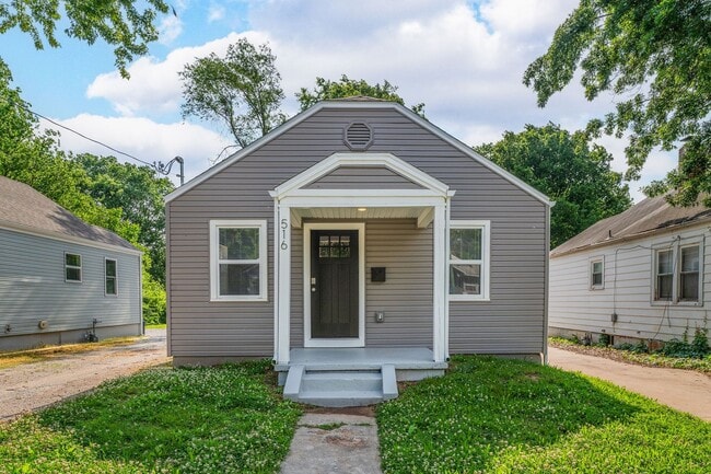 property at 516 S Fort Ave