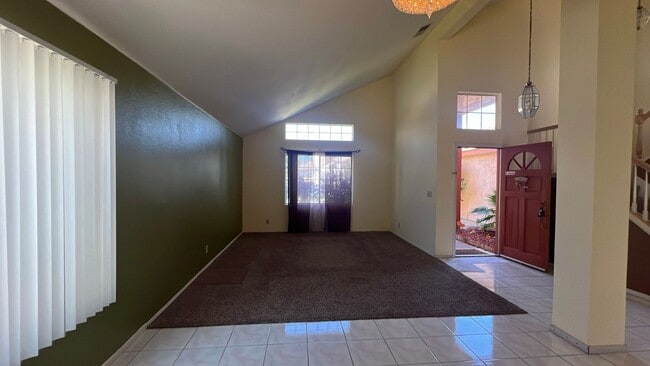 38612 Dedham Ct in Palmdale, CA - Building Photo - Building Photo