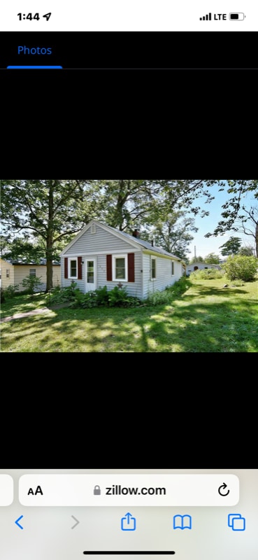 413 Poplar St in Spooner, WI - Foto de edificio - Building Photo