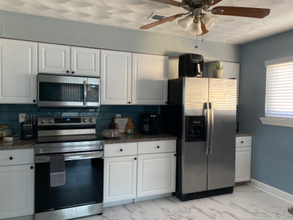6502 Wailes Ave in Norfolk, VA - Building Photo - Building Photo