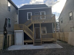 171 Godwin Ave in Paterson, NJ - Foto de edificio - Building Photo