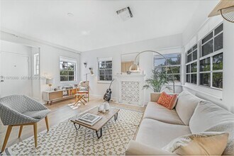 1457 Meridian Ave in Miami Beach, FL - Building Photo - Building Photo