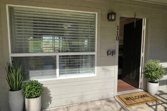 1514 Parker Ln in Austin, TX - Building Photo - Building Photo