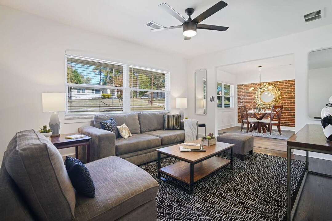 2234 Edgemore Dr SE, Unit SI ID1475254P in Atlanta, GA - Foto de edificio