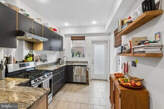 1555 E Palmer St in Philadelphia, PA - Building Photo - Building Photo