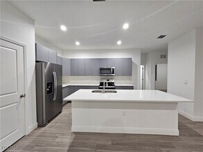 5002 Gramercy Rd in La Belle, FL - Building Photo - Building Photo