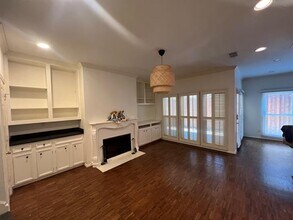 4518 University Blvd in Dallas, TX - Building Photo - Building Photo