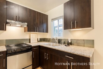 924 Hancock Ave in West Hollywood, CA - Foto de edificio - Building Photo