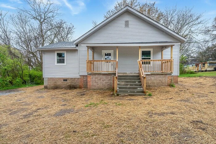 184 Knuckles St in Pacolet, SC - Building Photo
