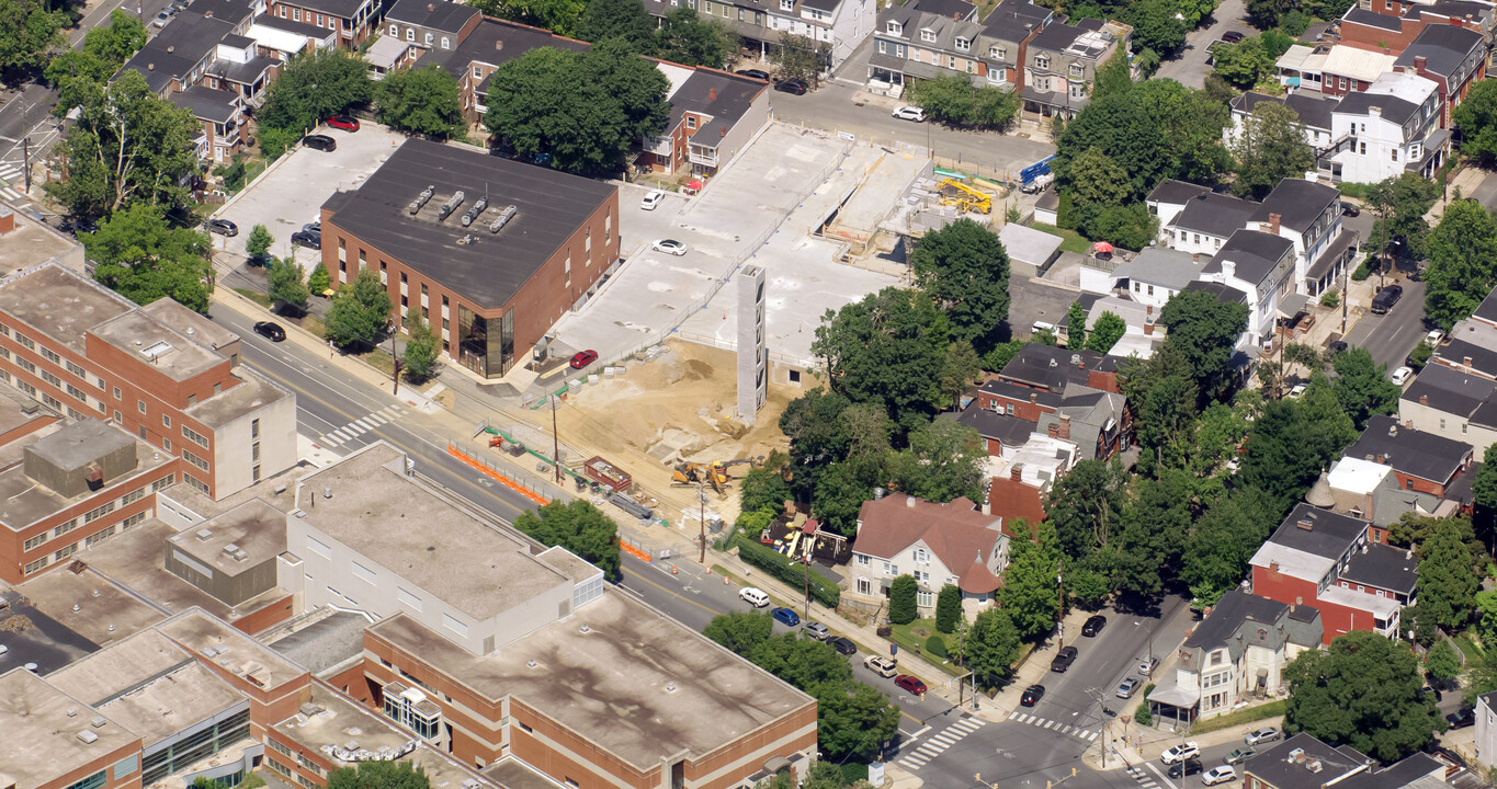 West End Place Apartments in Lancaster, PA - Building Photo