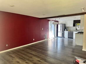 4406 18th Ave in Sacramento, CA - Building Photo - Building Photo