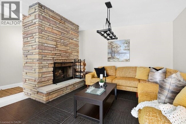 746 Quaker Rd in Welland, ON - Building Photo - Building Photo