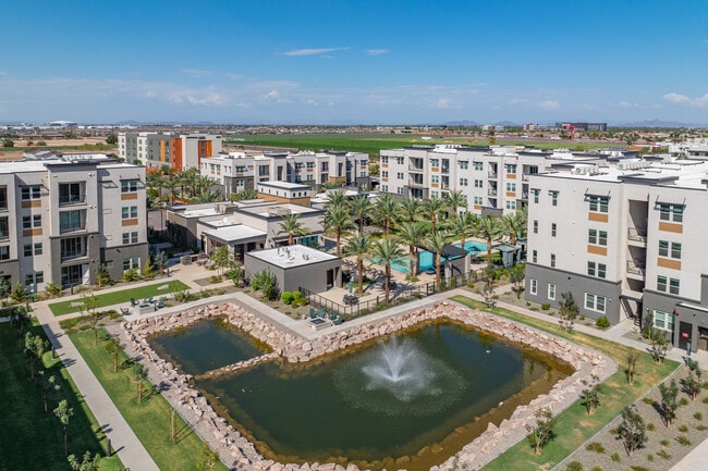 Radia Avondale Station