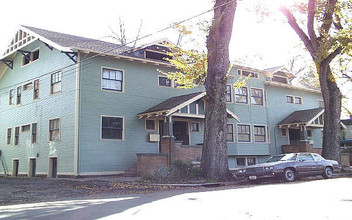 1217-1221 25th St in Sacramento, CA - Building Photo - Building Photo