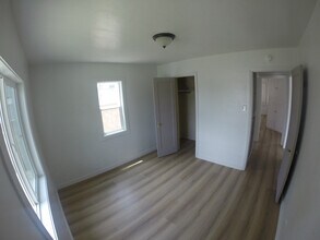 9453 Cedar St in Bellflower, CA - Building Photo - Building Photo