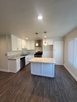 Villas at Orange in Orange, CA - Building Photo