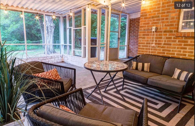 property at 2741 Magnolia Ave