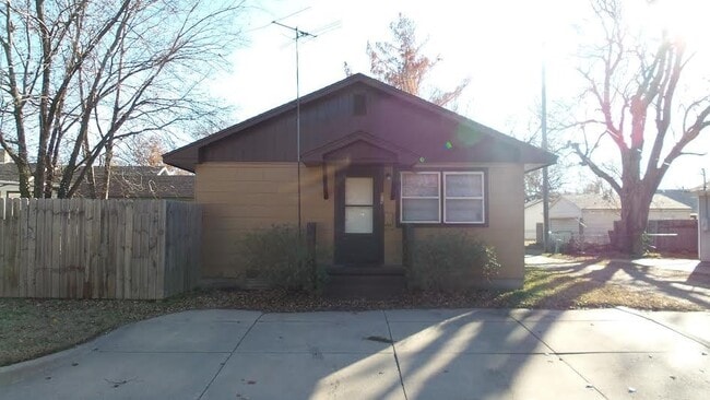 property at 807 W 17th St N