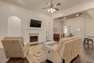100 Flora Springs, Unit 28 in Youngsville, LA - Building Photo - Building Photo