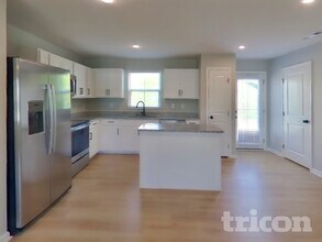 4114 S Downs Cir in White House, TN - Building Photo - Building Photo