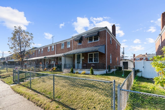 property at 2221 Coralthorn Rd