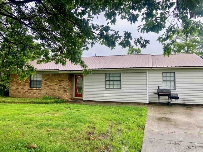 property at 453 Crestmont Cir