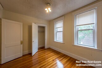 15 Barrows St in Boston, MA - Building Photo - Building Photo