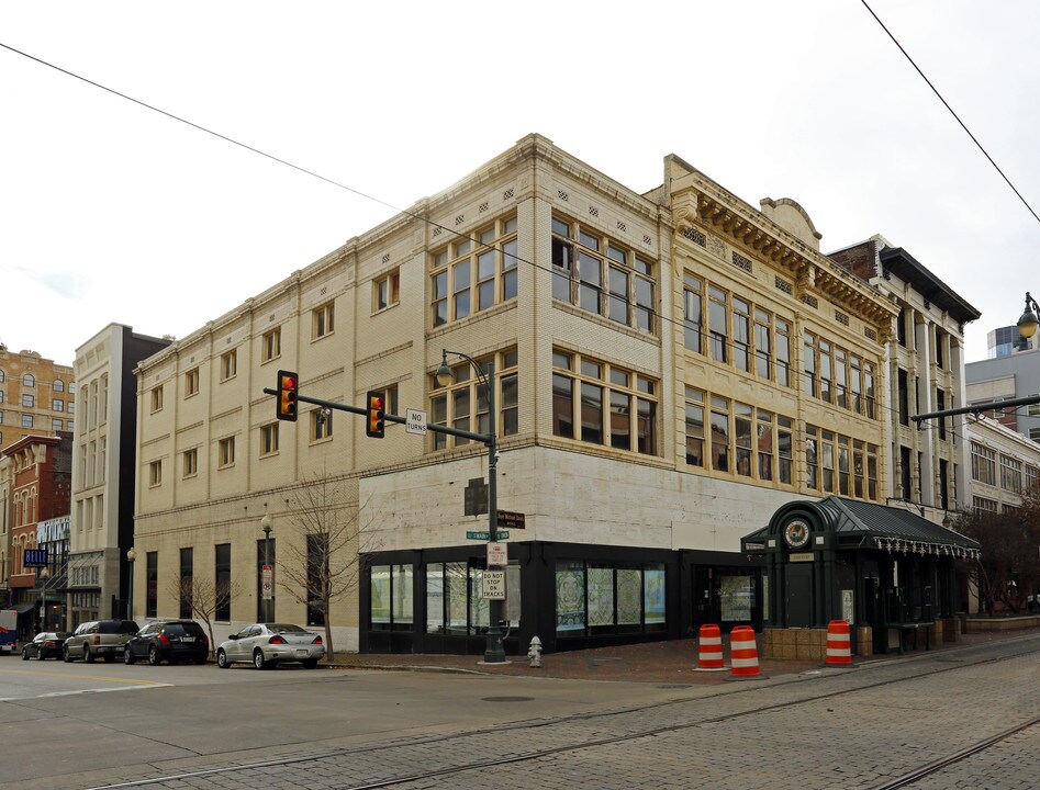 82-88 S Main St in Memphis, TN - Building Photo