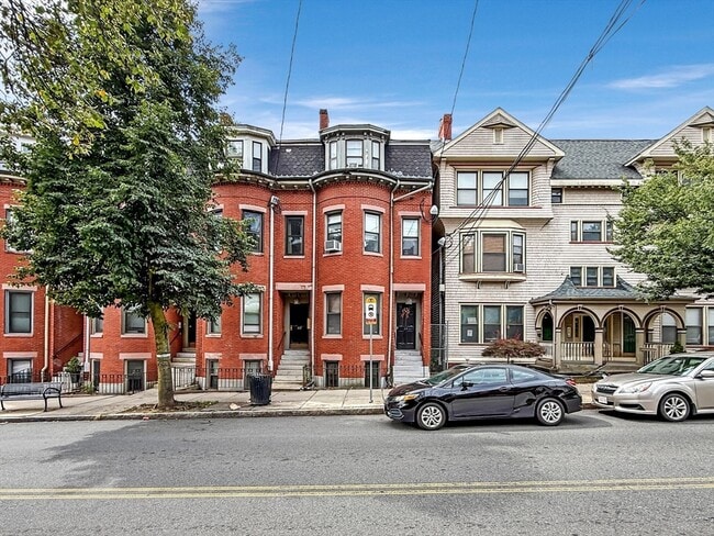 214 Washington Ave in Chelsea, MA - Building Photo - Building Photo