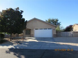 2044 Rex Allen Dr in Kingman, AZ - Building Photo