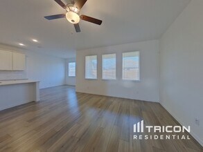 509 Macdonald Wy in Fate, TX - Foto de edificio - Building Photo