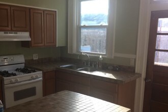 811 Sarah St in West Homestead, PA - Building Photo - Building Photo