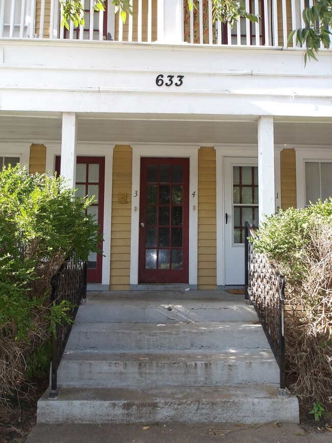 property at 633 W Ormsby Ave